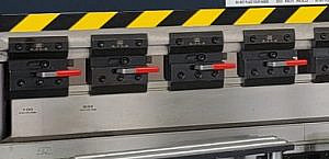 Фото 11 - MetalTec HBC 135/3200 Листогибочные гидравлические прессы с ЧПУ ESA 630 / ОСИ 4+1.